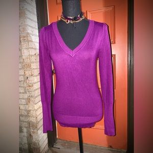 Bongo sweater long sleeve RN# 42000 color purple size M pullover made in China